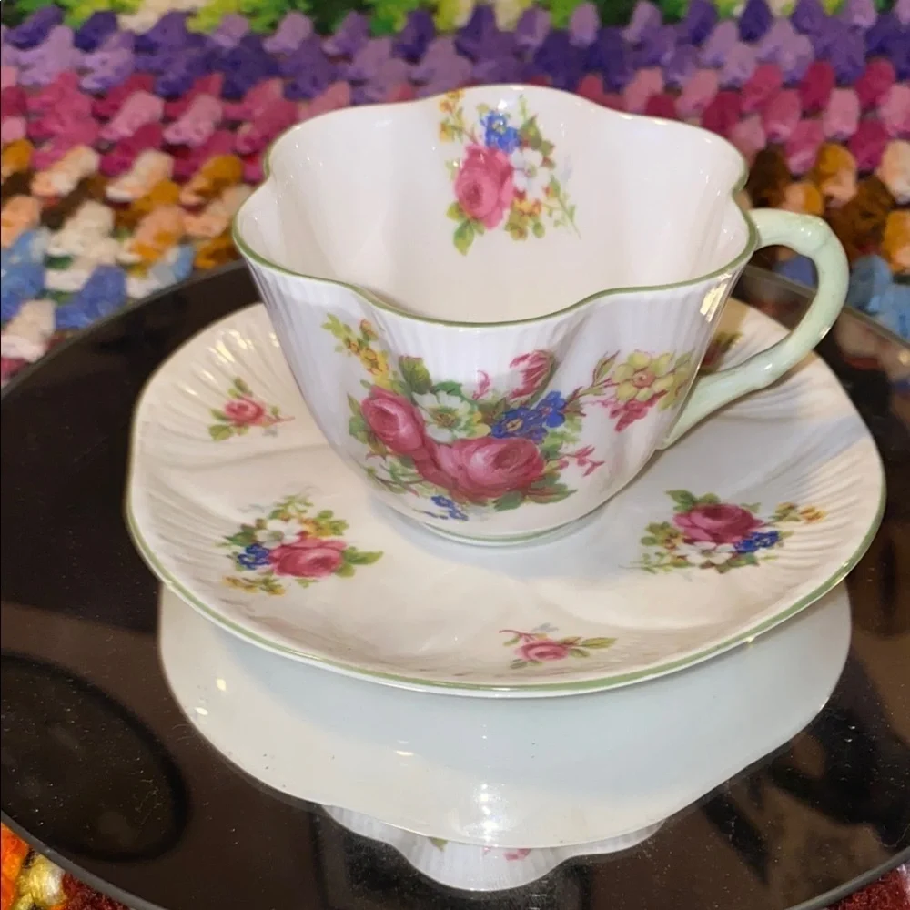 Shellys London White and Pink Coffee & Tea Accessories